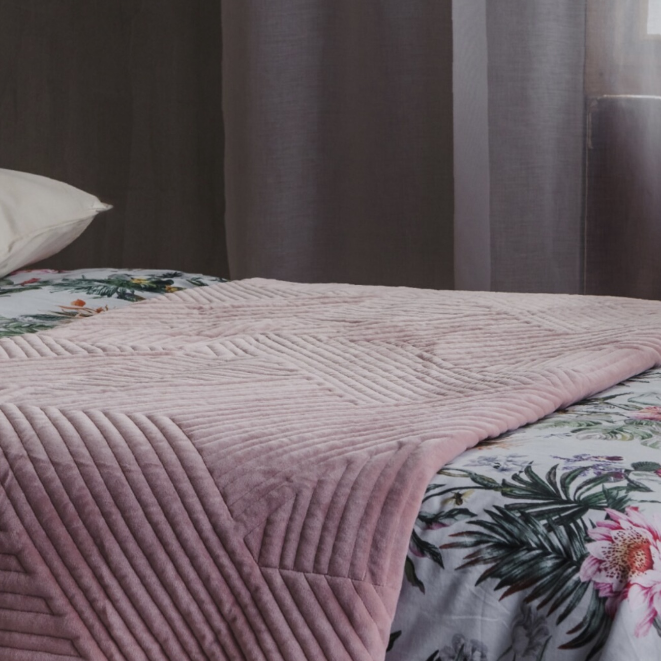 Minister bedspread 200x220