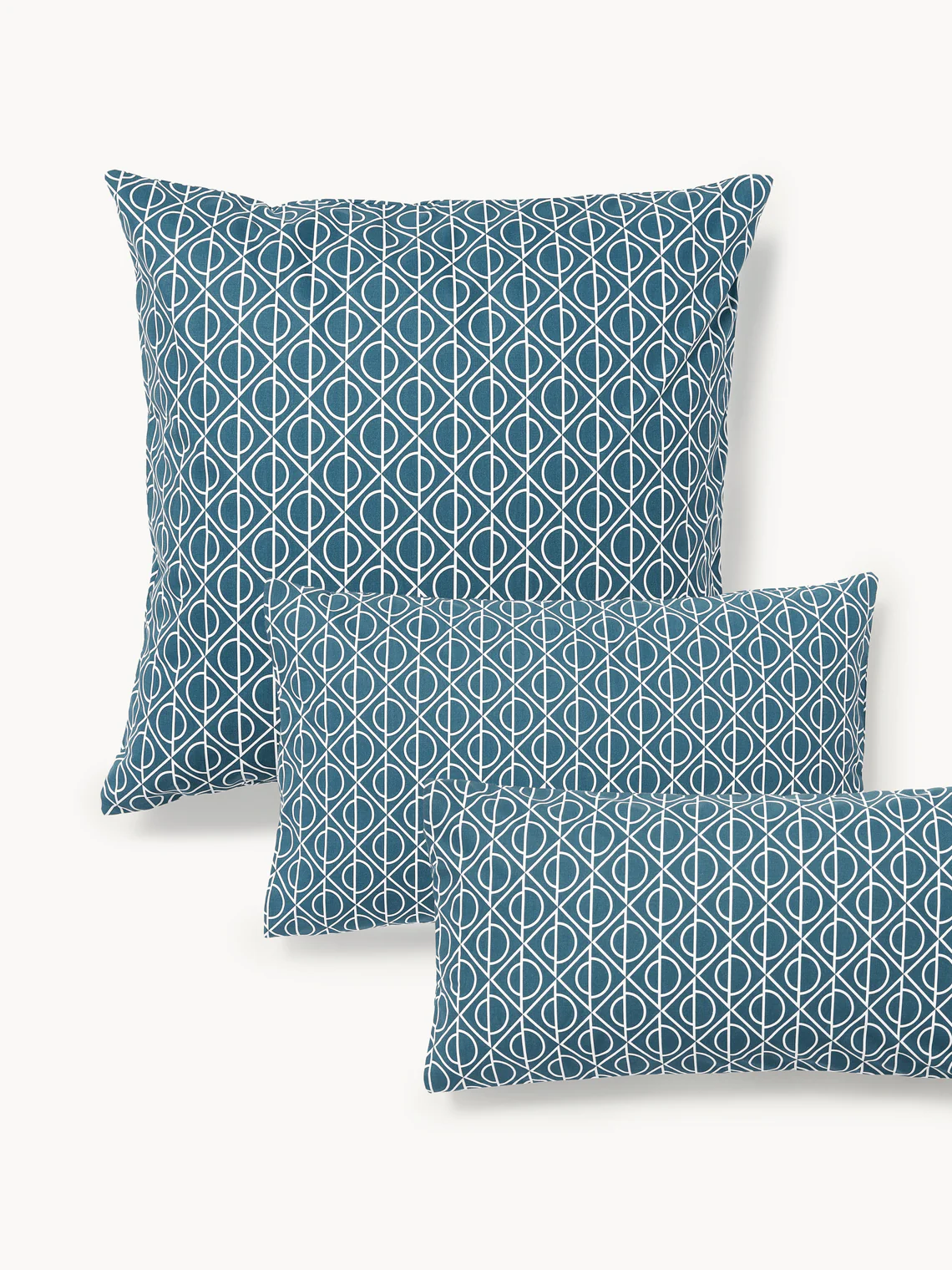 JellaCotton cushion cover with geometric print